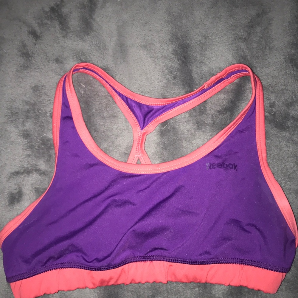 Sports bra